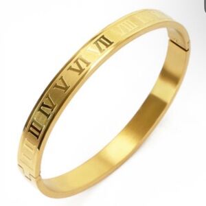 Gold Roman Numeral Bracelet